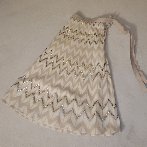 Women's BCBG Skirt - Picture 7 of 8